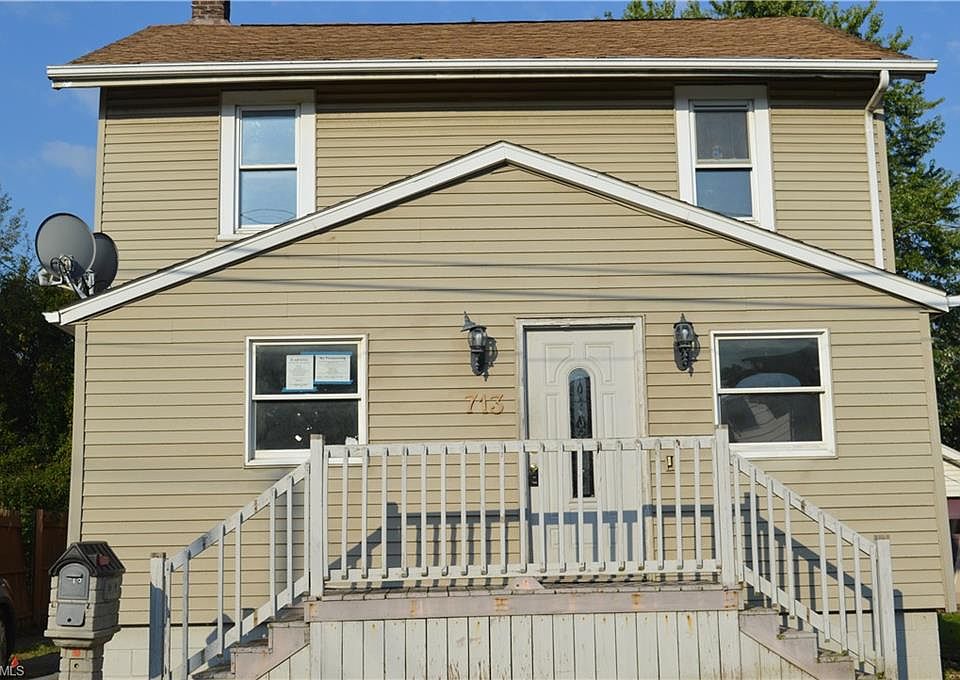 1st image of 713 Erie St N