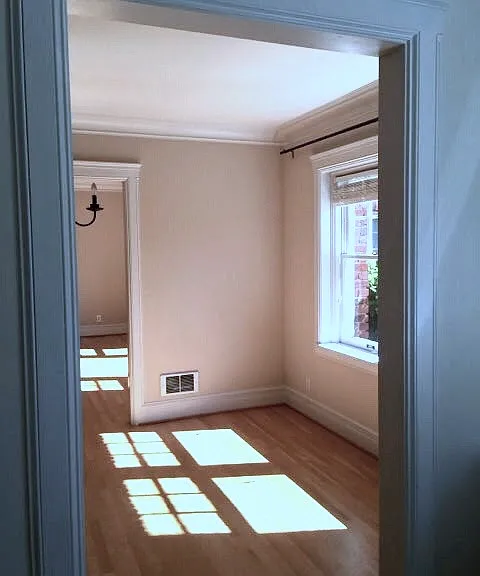 100 W Highland Dr #223 — Photo 3