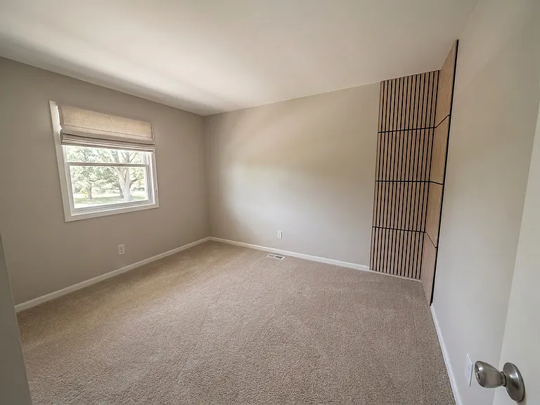 1315 Sturdy Rd — Photo 9