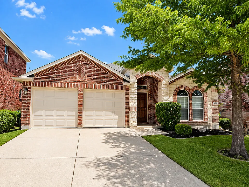 437 Grant Ln