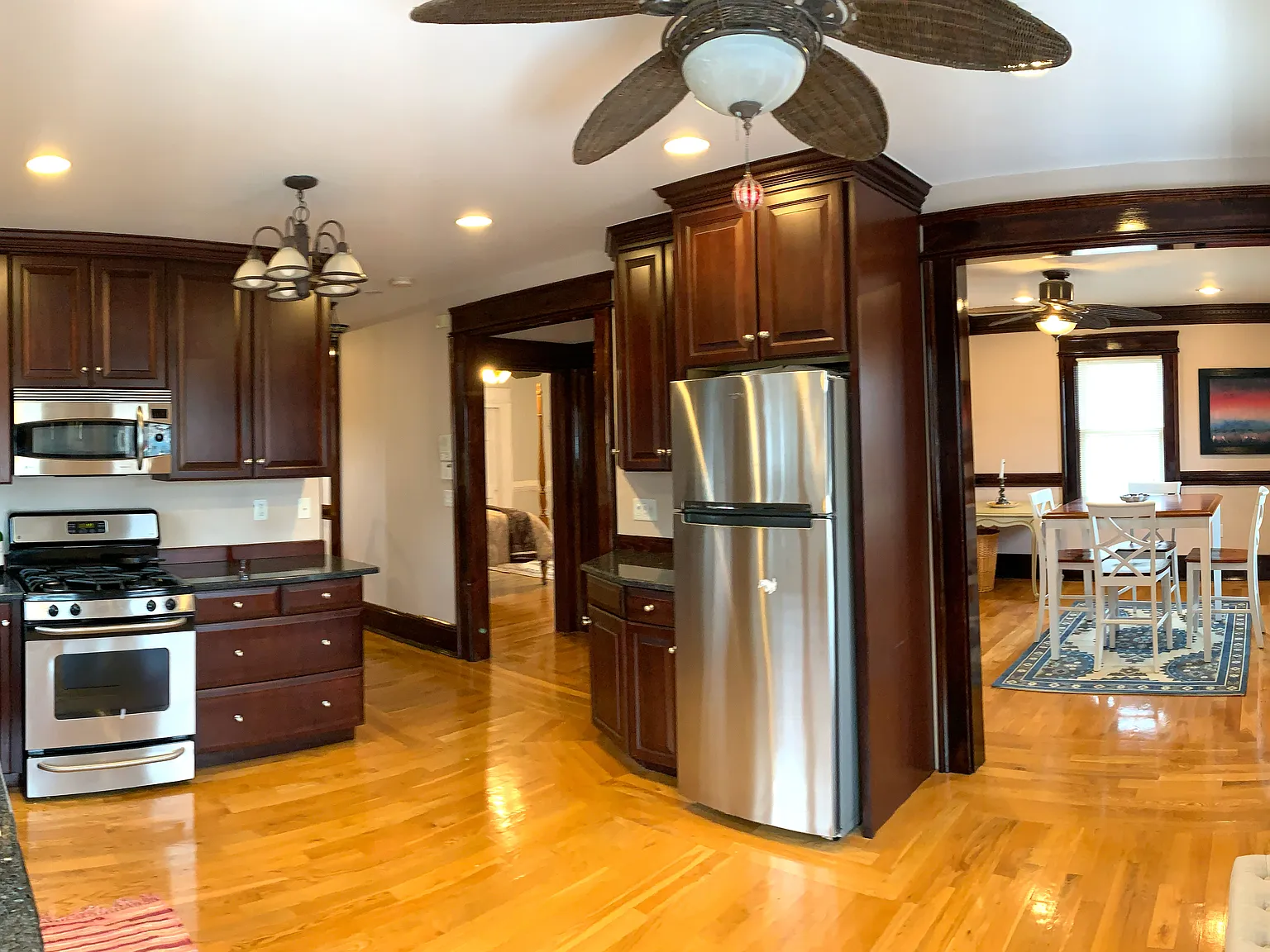 3 bed, 2000 sqft, $3,000 — Photo 3