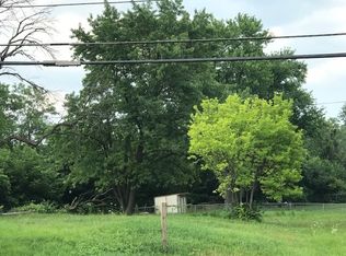 351 S Swift Rd, Addison, IL 60101