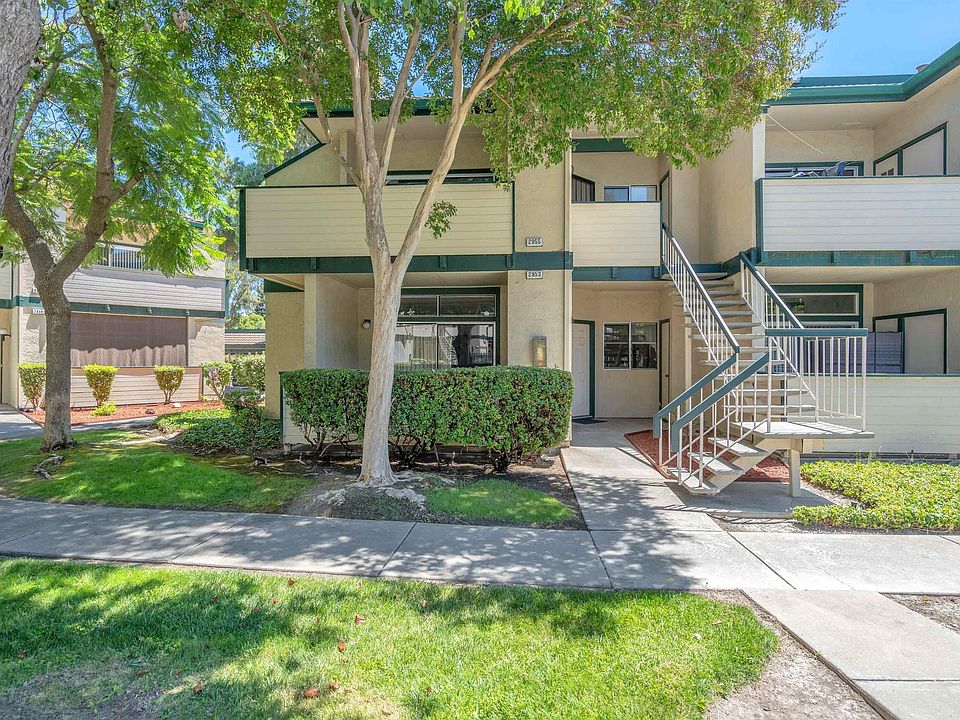 1st image of 2955 Risdon Dr #88