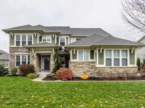 7448 Independence Dr, Zionsville, IN 46077