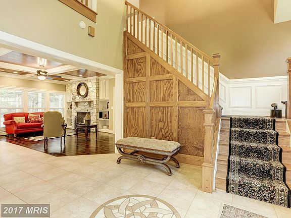 2nd image of 1209 Cedar Dale Ln