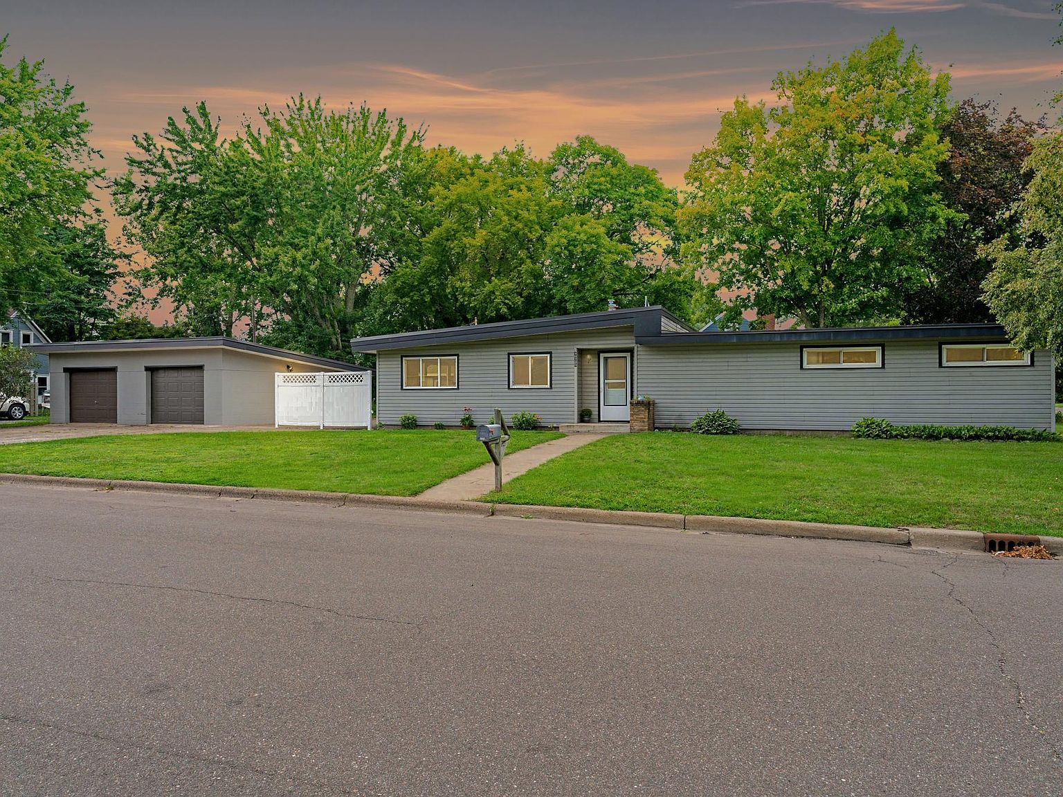 225 S Grey Ave, Rush City, MN 55069 Zillow