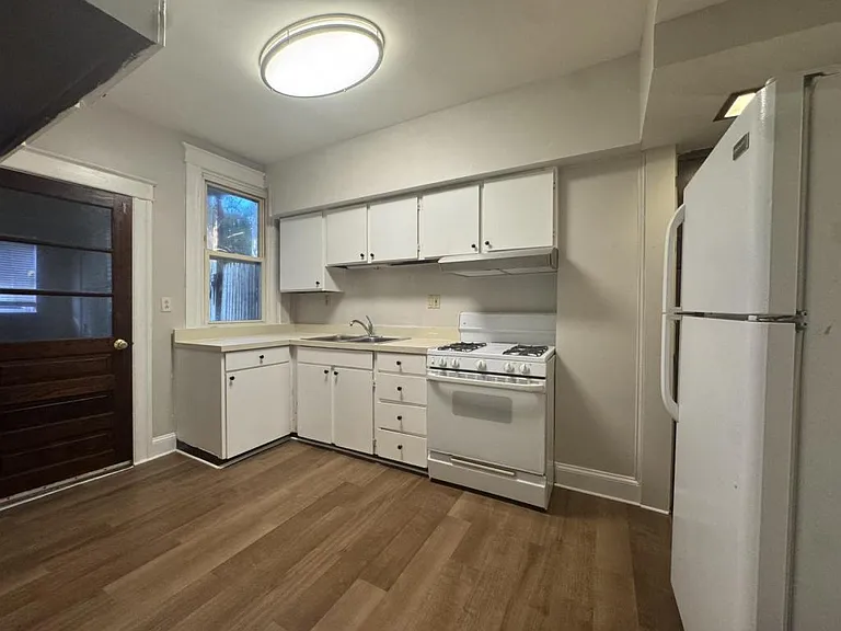 4802 Frederick Ave — Photo 4