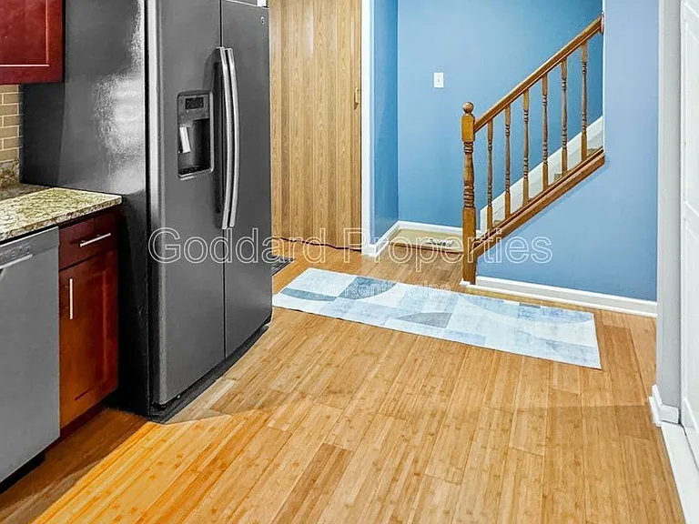 412 Ripplewood Rd — Photo 5