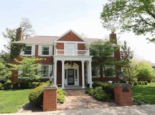 3908 N Pinehurst Ct, Peoria, IL