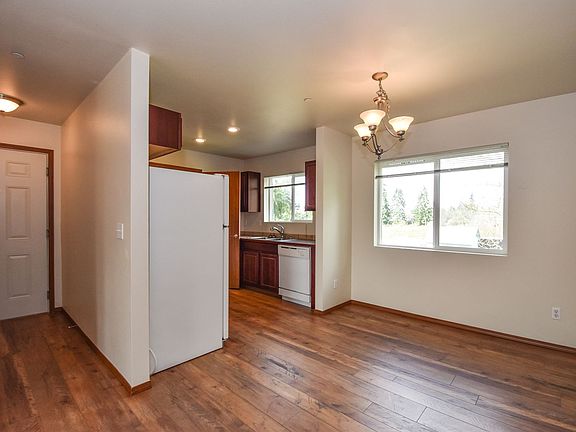 3rd image of 903 Crystal Springs St NW #18