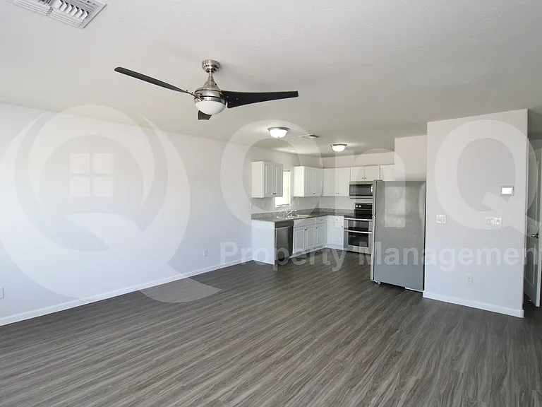 286 E Bobcat Pl — Photo 7