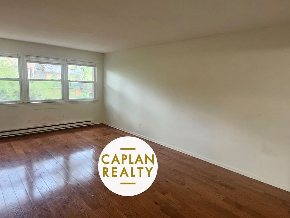 1st image of 455 Whalley Ave #304
