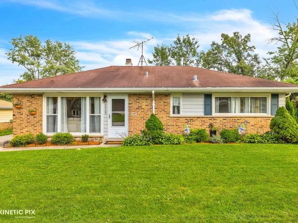 115 Shabbona Dr, Park Forest, IL 60466