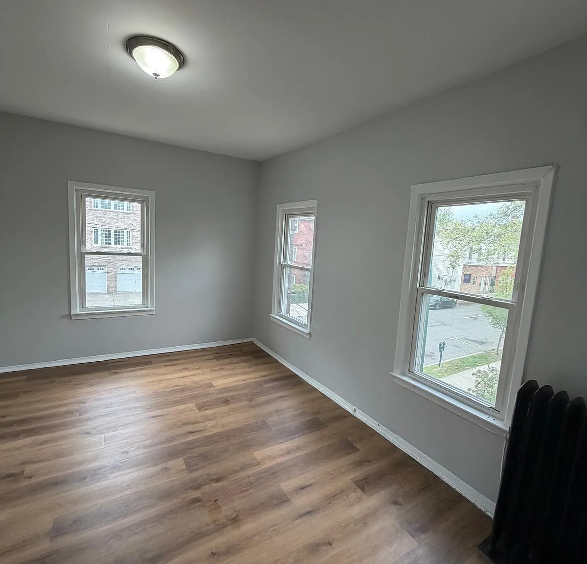 2 bed, 1200 sqft, $2,100 — Photo 4