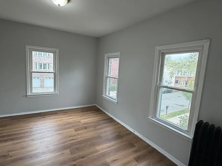 462 Elm St #3 — Photo 3