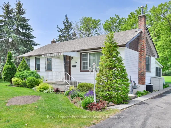 104 Frank St, Belleville, ON K8P 3V7
