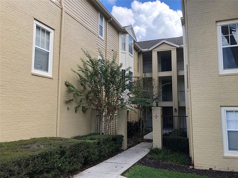 1st image of 413 Summit Ridge Pl APT 211