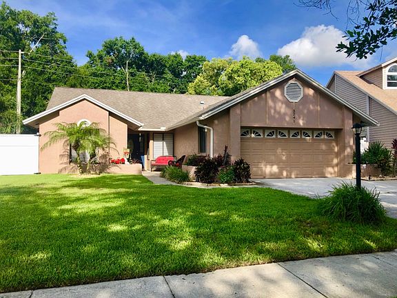3rd image of 3241 Montrose Cir