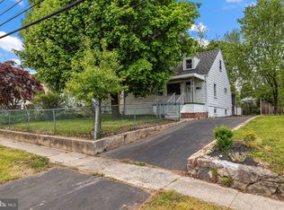 2928 Bethel Rd, Chester, PA 19013