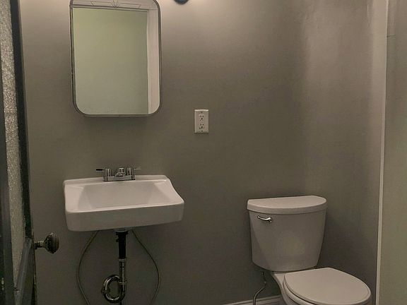 5th image of 1007 N Marshall St Floor 2