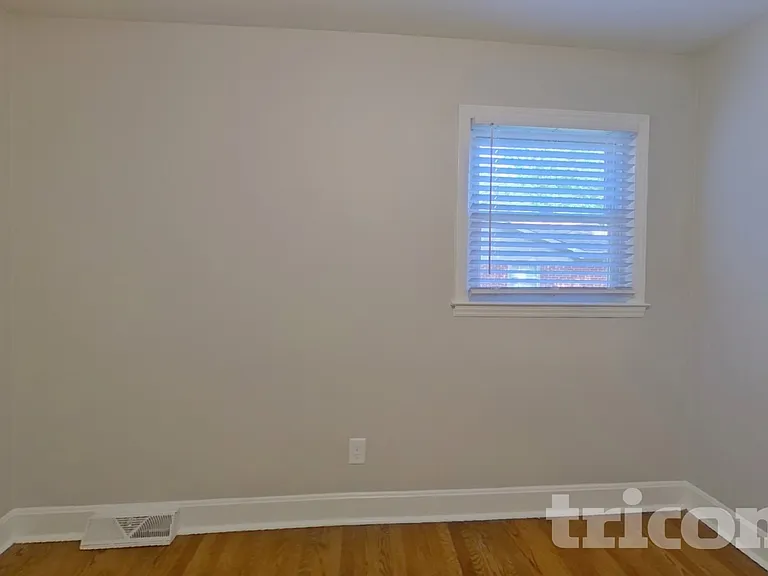7133 Starvalley Dr — Photo 11