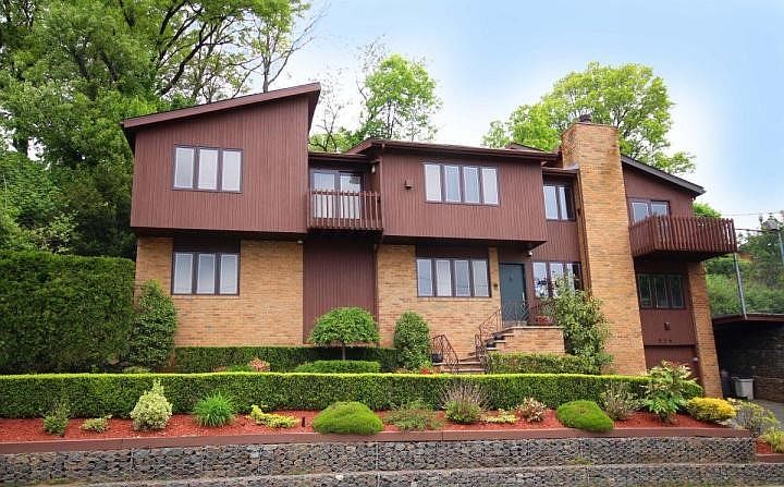 1st image of 836 Bard Ave