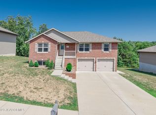 3816 Riley Ct, Jefferson City, MO 65109