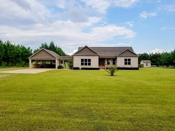 380 Phillips Rd, Cottonwood, AL 36320
