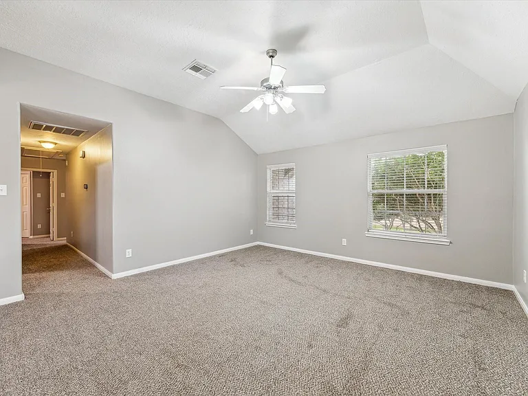 3122 Schumann Oaks Dr — Photo 24