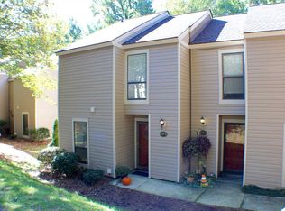 223A Village Ln, Greensboro, NC 27409