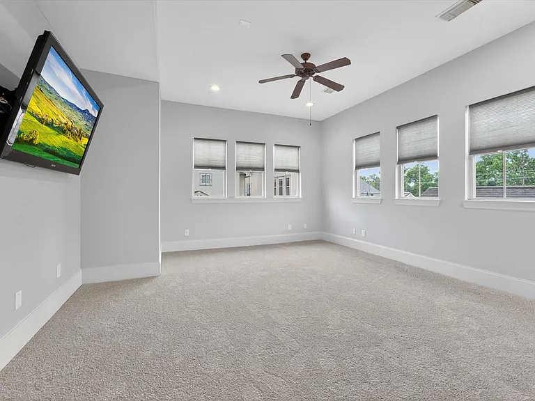 931 W 23rd St #I — Photo 30