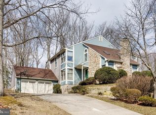 25 Whyte Dr, Voorhees, NJ 08043