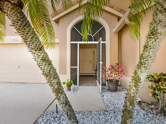 Home For Sale In Newport Cove