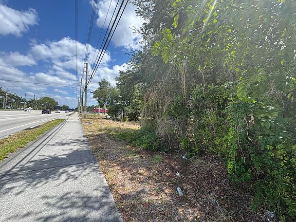 5th image of 3358 S Jog Road