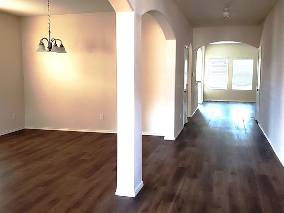 3rd image of 8105 Plateau Dr