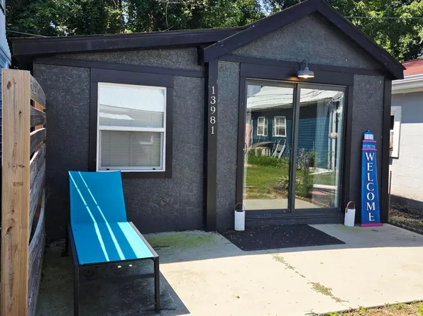 13981 Custers Point Rd NE, Thornville, OH 43076