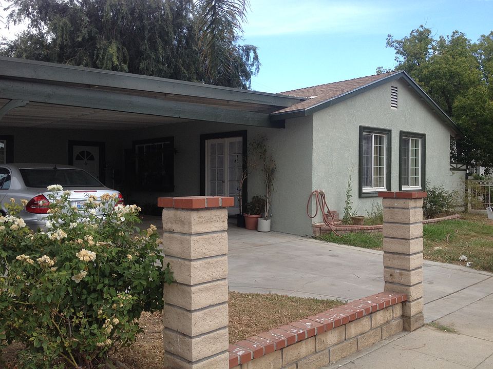 2nd image of 7516 Fallbrook Ave