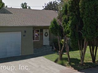 2740 Edison St, Eugene, OR 97402