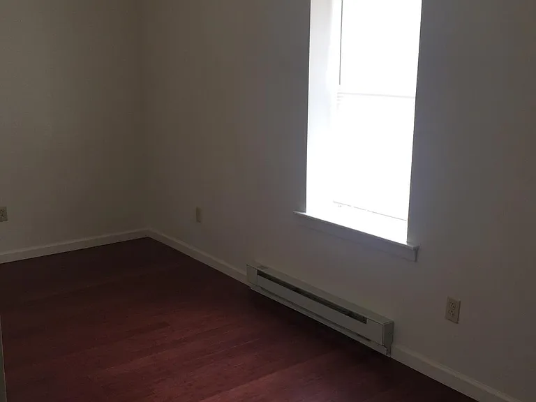 135 S Thomas Ave #1 — Photo 5