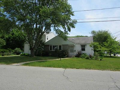 30 Aurora Dr, Warwick, RI, 02889