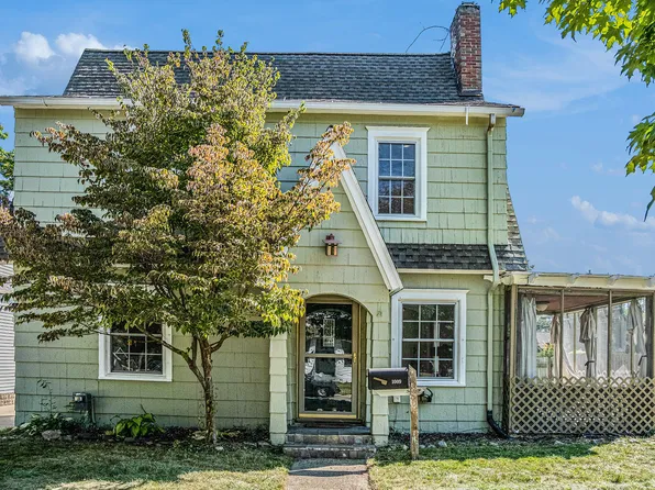 1009 S Webster St, Jackson, MI 49203