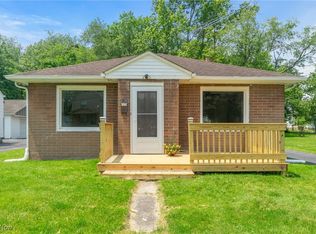 626 Jones St, Hubbard, OH 44425