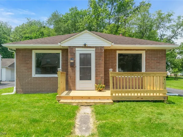 626 Jones St, Hubbard, OH 44425