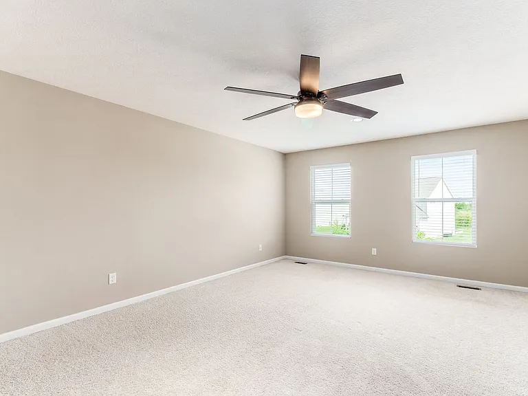 5642 Coventry Ct — Photo 43