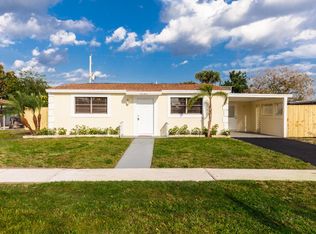 9240 Bloomfield Dr, Palm Beach Gardens, FL 33410