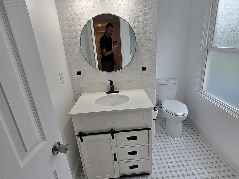 216 Robert Ave — Photo 12