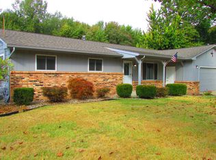 1055 Birch Rd, Saginaw, MI 48609