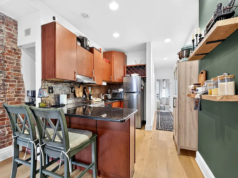 1214 Washington St #2 — Photo 9