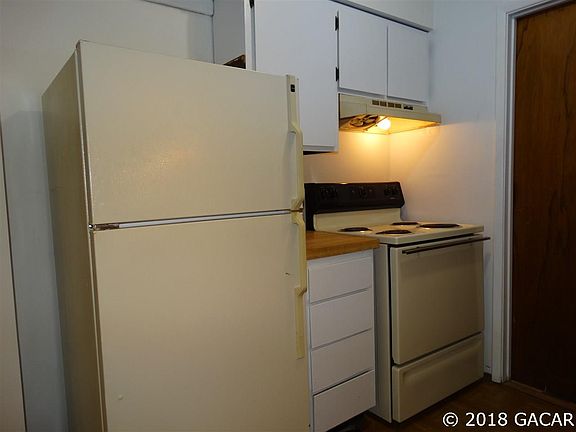 5th image of 5901 SE 223rd St