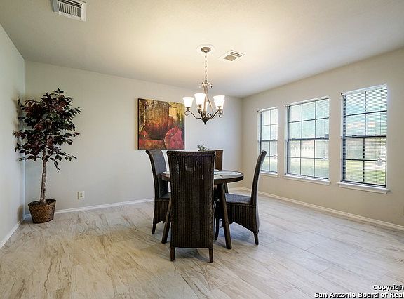 4th image of 13826 Northern Oak